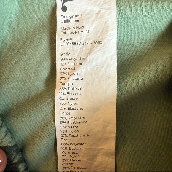 Fabletics | On the Go Powerhold High Waisted Green Snake Print Leggings | Sz S - Picture 5 of 8